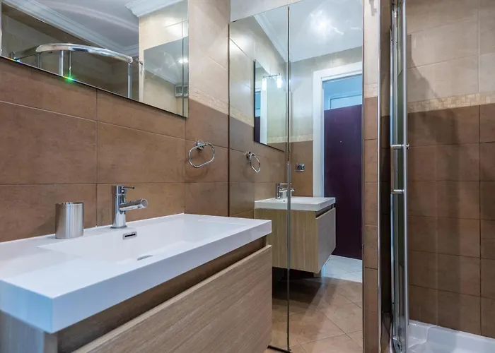 Sunny Studio With Balcony And Ac Near The Sea *